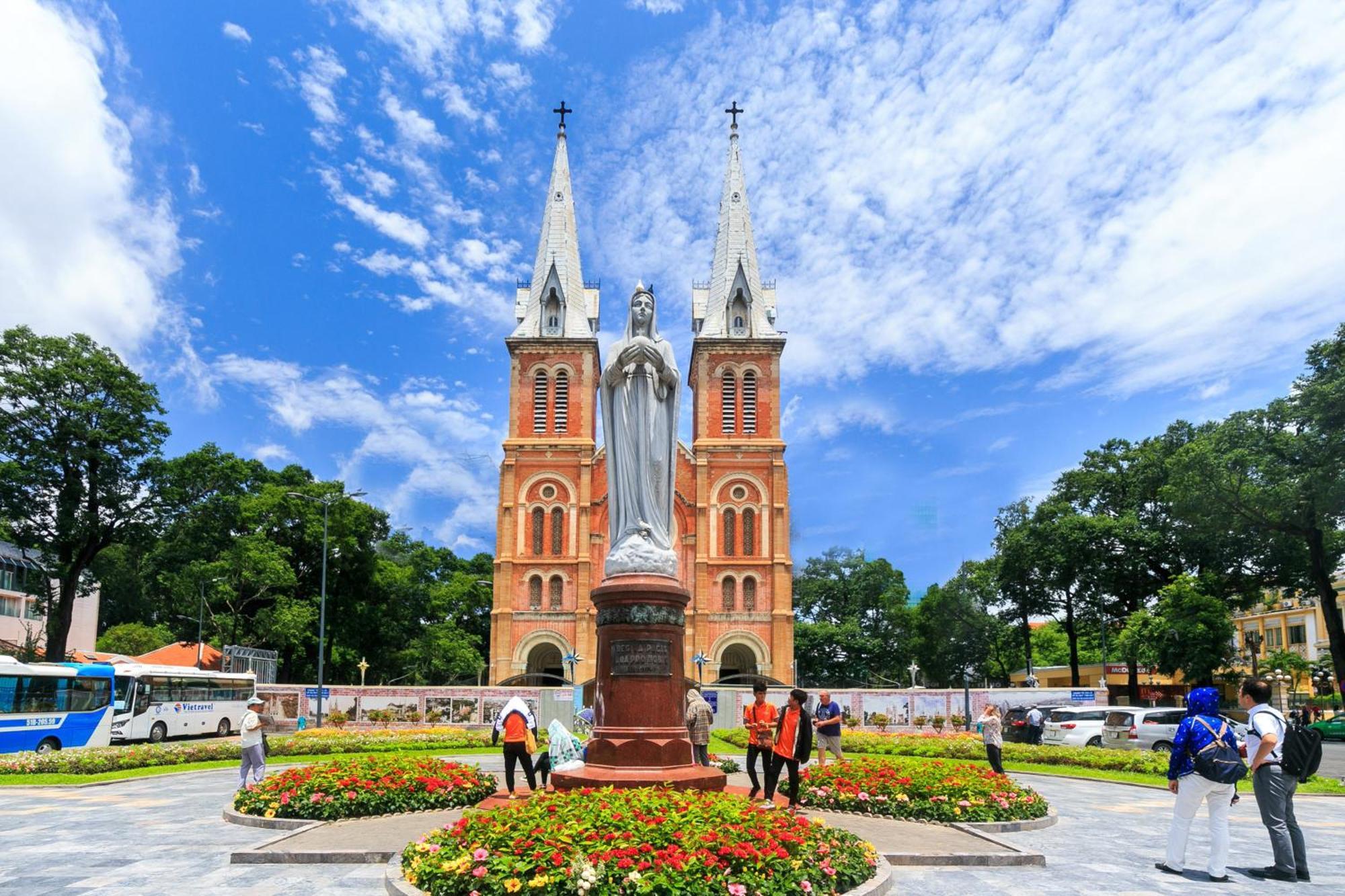 Phan Hotel Ho Chi Minh Bagian luar foto